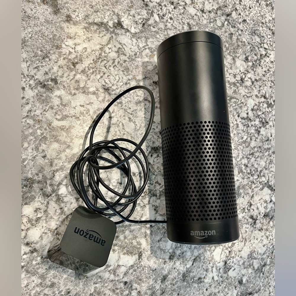 Echo Amazon Alexa Speaker